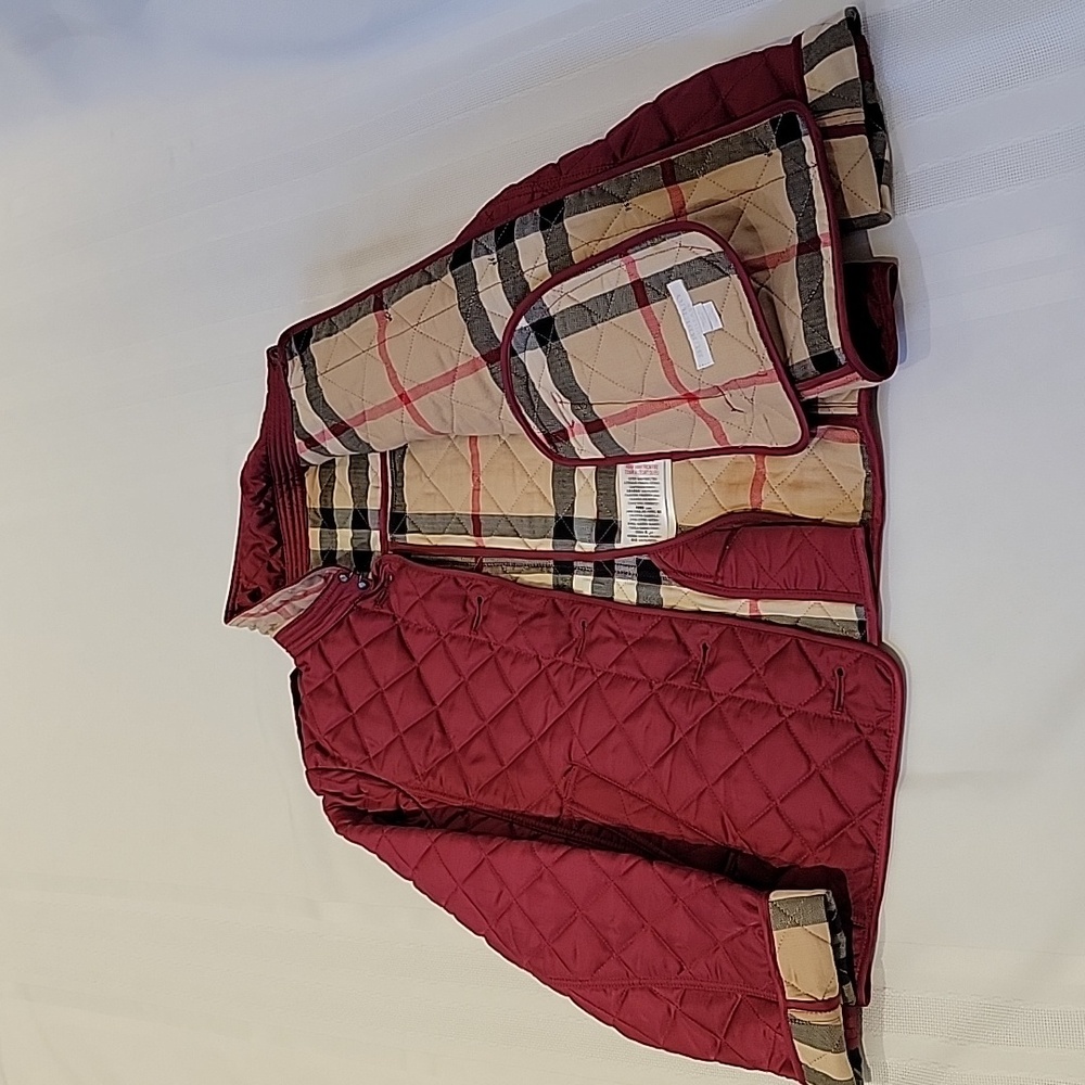 Burberry Girls Quilted Jacket Color: Burgundy Size: 10Year - Picture 4 of 10